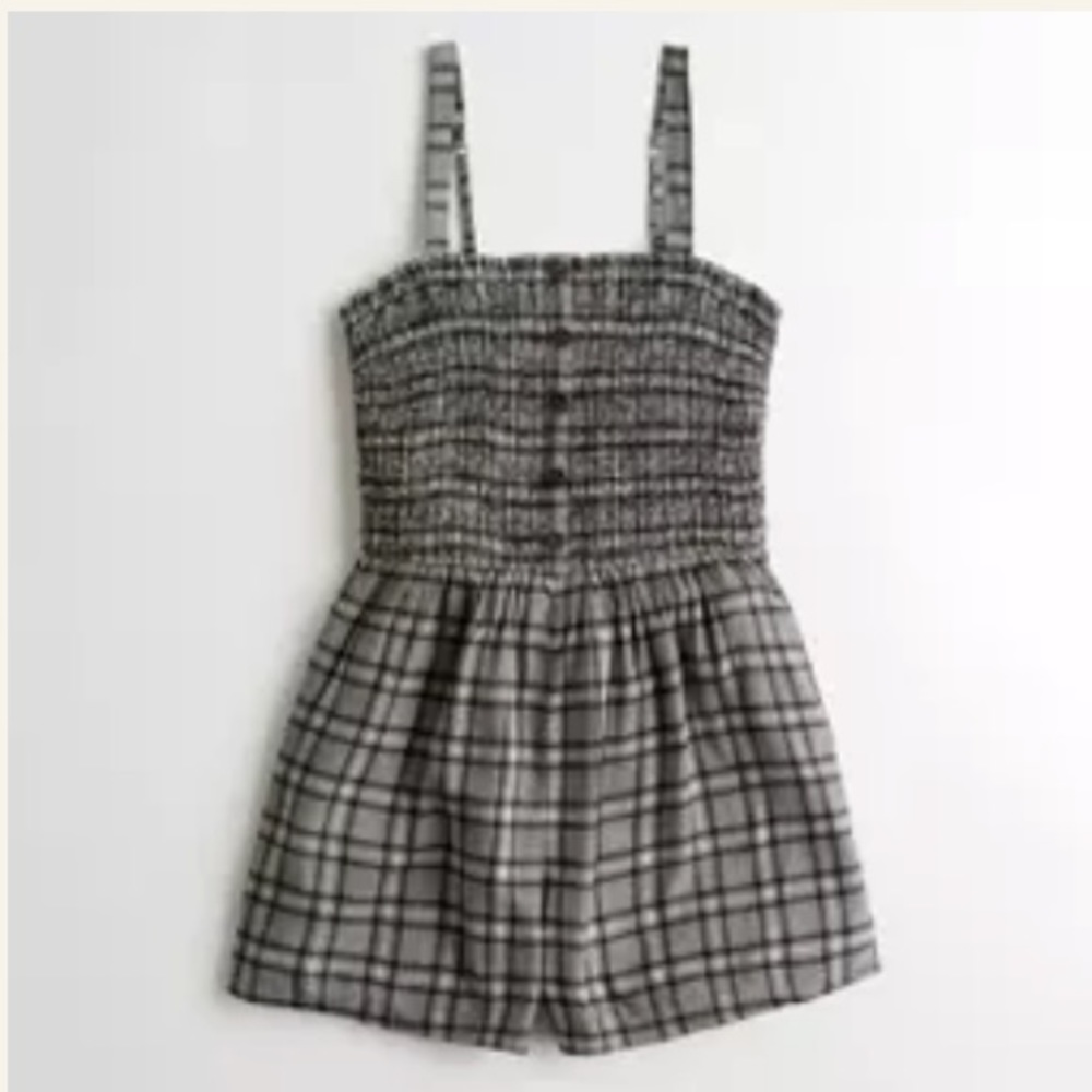 Hollister Women’s Grey Plaid Button Front Romper